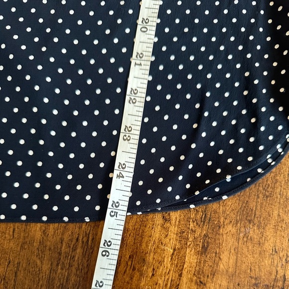 THEORY | Contrast Straight Shirt in Polka Dot Crepe - Picture 10 of 11